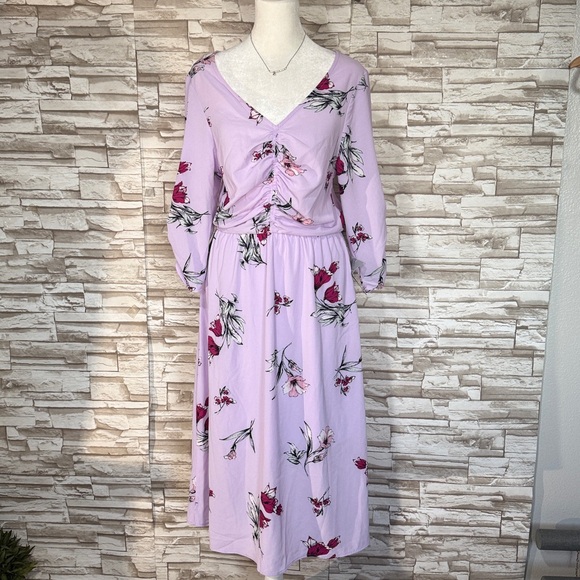 BOBEAU Lavender Floral Ruched Long Sleeve Dress - Picture 3 of 14